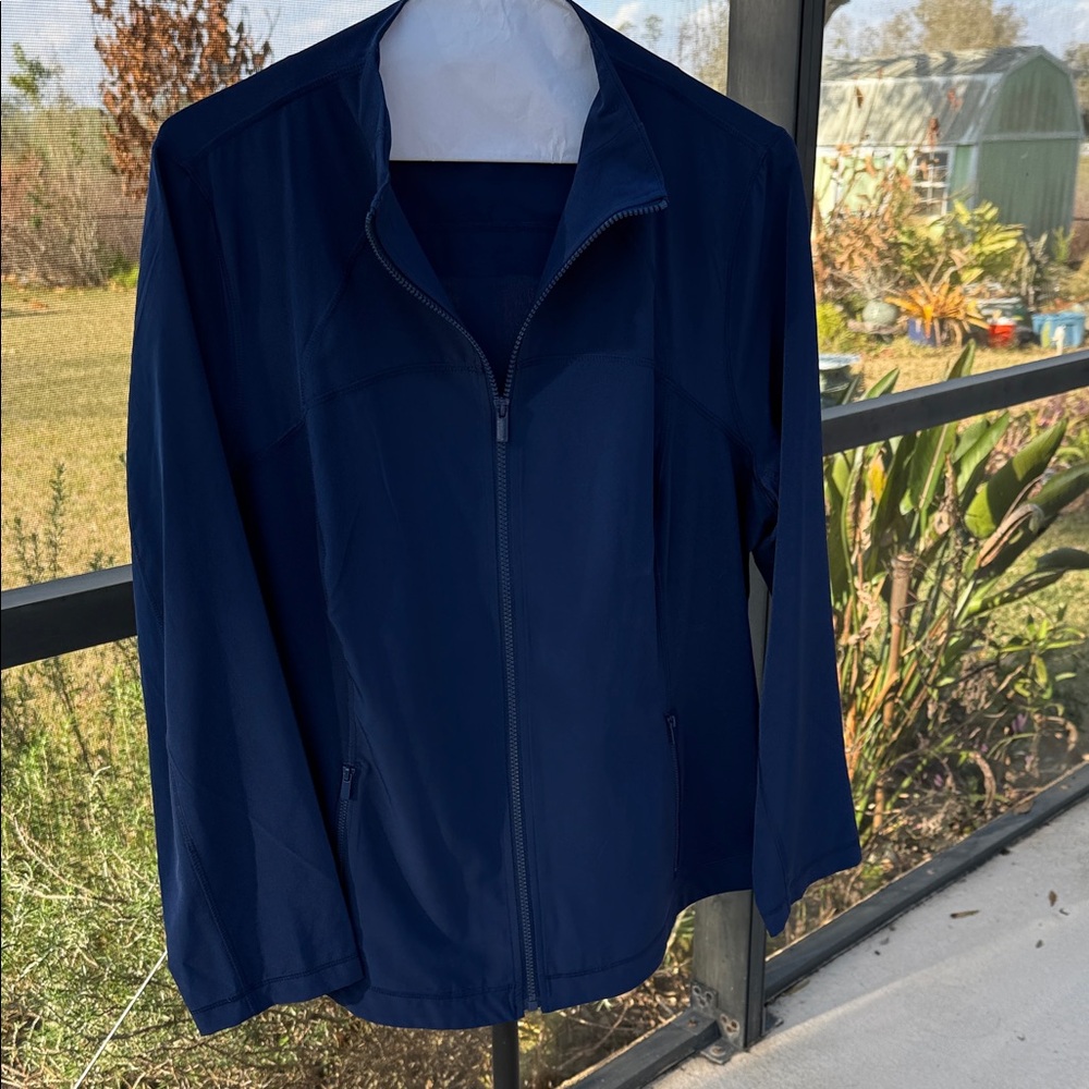 Chico's ZEnergy sz 3 full zip front Navy Jacket